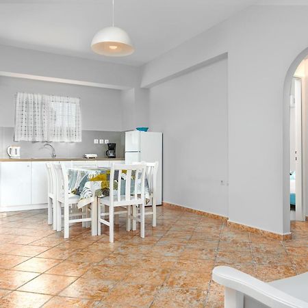 Porto Giardino Apartments Kypseli Bagian luar foto