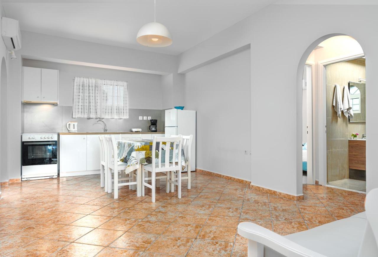 Porto Giardino Apartments Kypseli Bagian luar foto