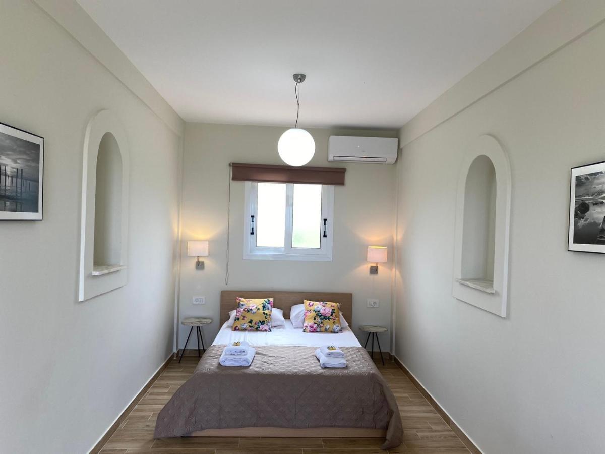 Porto Giardino Apartments Kypseli Bagian luar foto