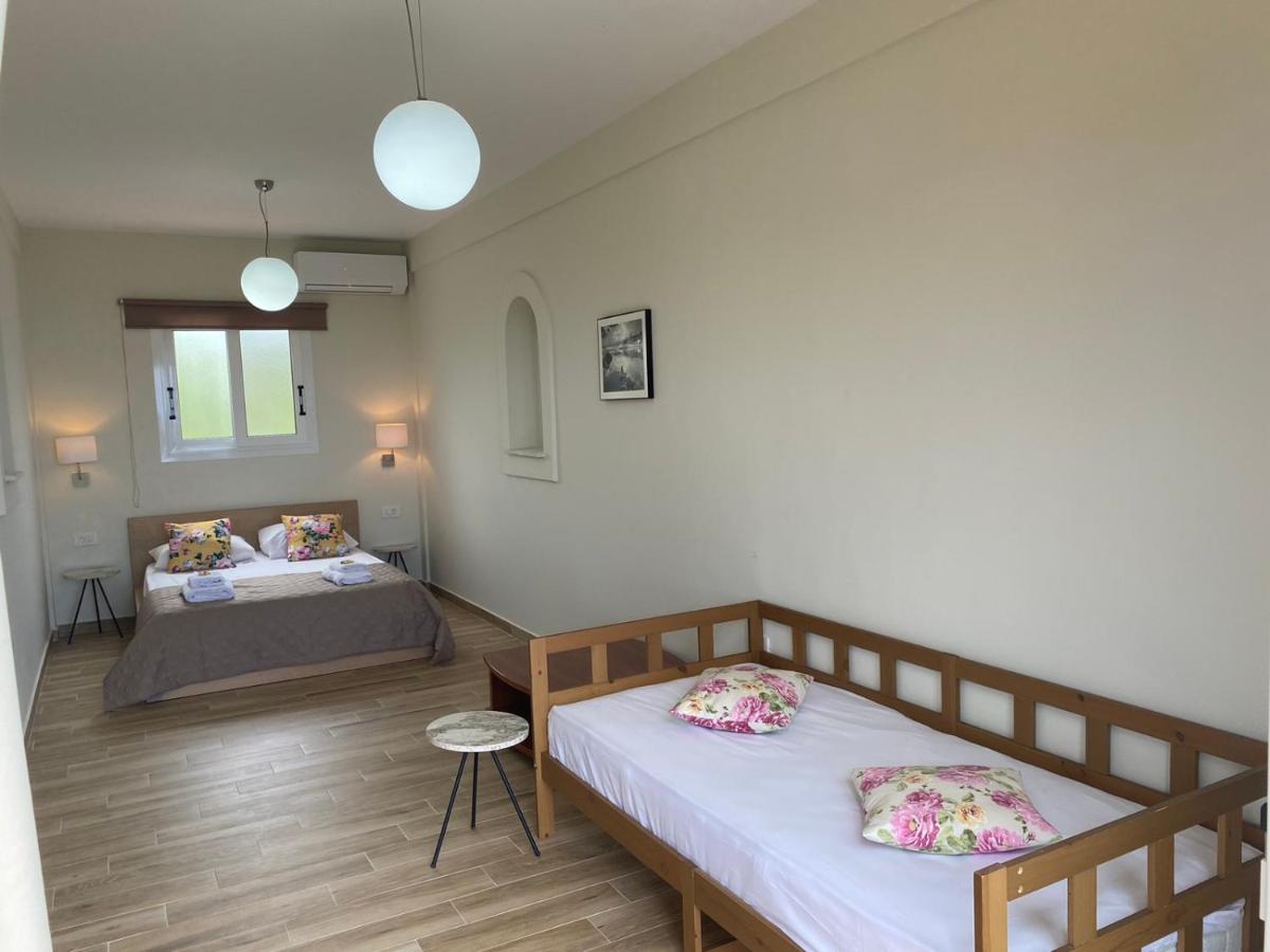 Porto Giardino Apartments Kypseli Bagian luar foto